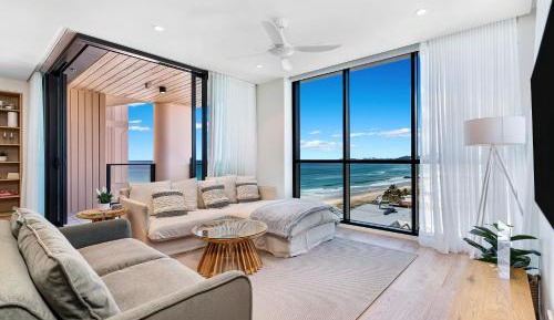 Two-Bedroom Apartment with Balcony and Sea View
