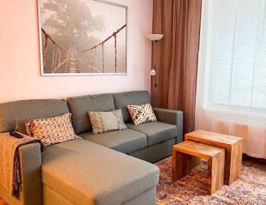 One-Bedroom Apartment - Non-Smoking