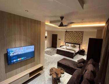 King Suite with Balcony