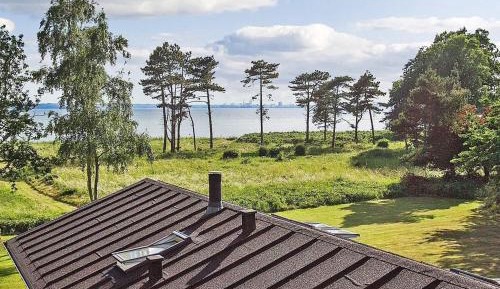Two-Bedroom Holiday Home