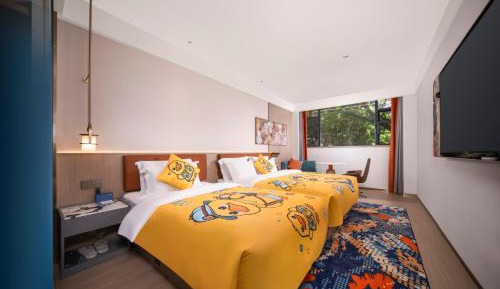 Deluxe Family Room