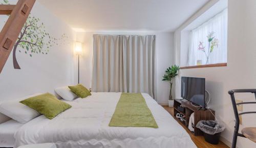One-bedroom Loft Apartment 