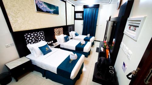 Basic Triple Room
