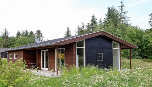 Three-Bedroom Holiday Home 