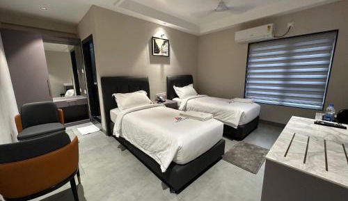 Deluxe Twin Room