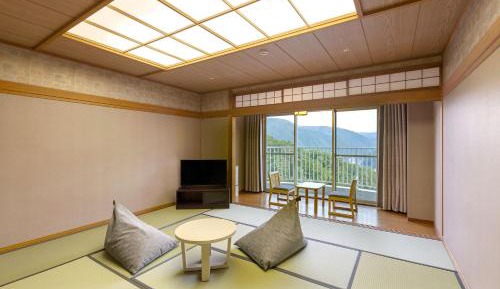 Standard Japanese-Style-Room 45 square yards - Indoor Bath - Non-Smoking