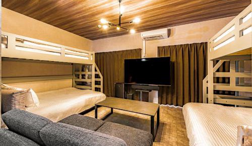 Deluxe Apartment
