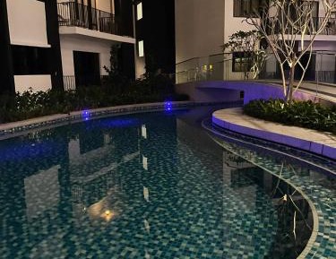 Apartment with Pool View 