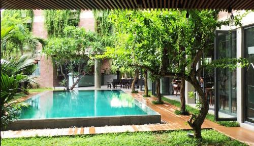 Suite Pool or Garden Double Room