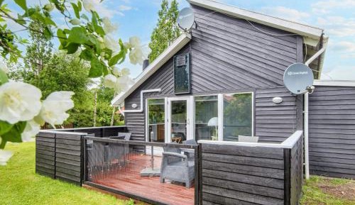 Two-Bedroom Holiday Home
