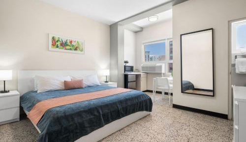 Standard King Room