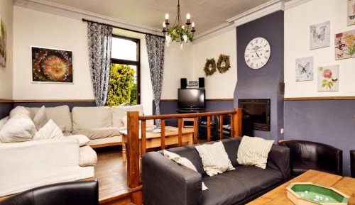 Eight-Bedroom Holiday Home