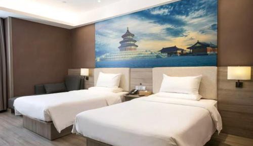 Deluxe Double or Twin Room