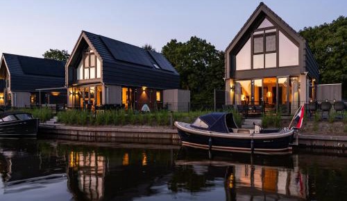 Four-Bedroom Holiday Home