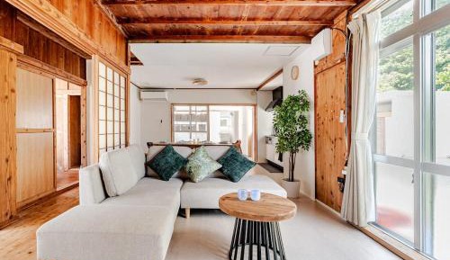 Three-Bedroom Holiday Home 