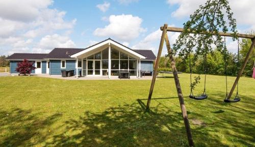 Four-Bedroom Holiday Home