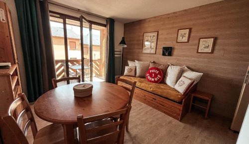 Superior One-Bedroom Apartment with Balcony