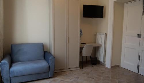 Triple Room with Private Bathroom