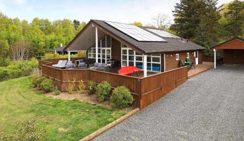 Four-Bedroom Holiday Home