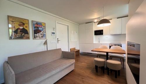 One-Bedroom Apartment with Balcony