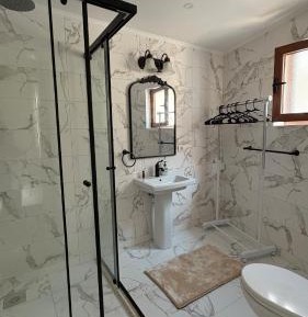 Double or Twin Room with Extra Bed