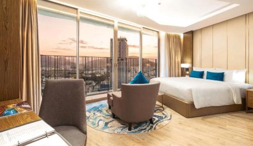 Suite with City View