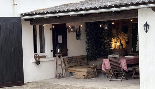 Three-Bedroom Holiday Home 