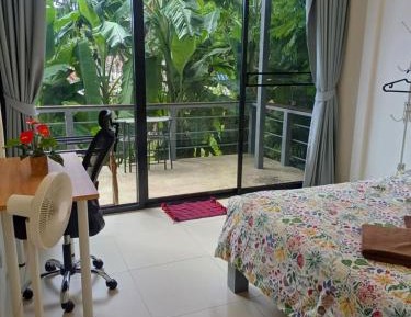 Bungalow with Patio