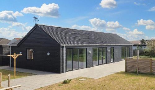 Six-Bedroom Holiday Home