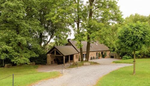 Six-Bedroom Holiday Home