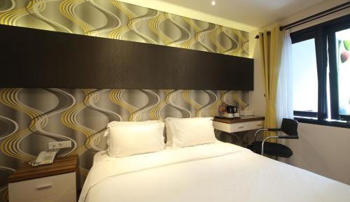 Double Room with Pool View