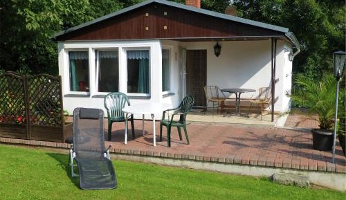 One-Bedroom Holiday Home