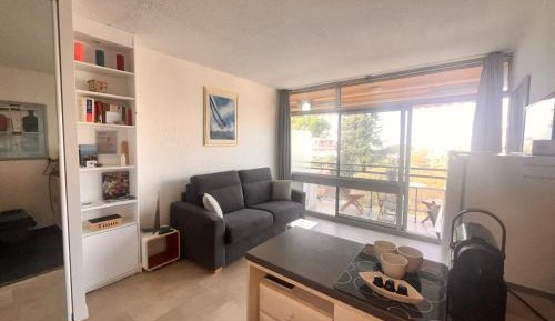 Studio with Terrace