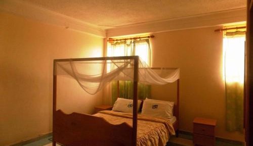 Deluxe Double Room (2 Adults + 1 Child)