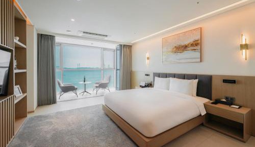 Standard Double Room with Sea View