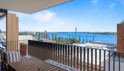 Two-Bedroom Apartment with Balcony and Sea View