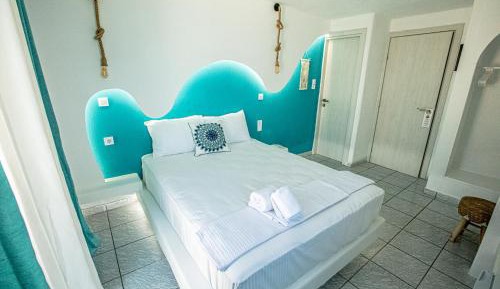 Double Room with Balcony and Sea View