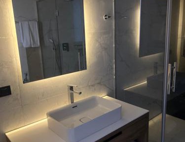 One-Bedroom Apartment with Sea View