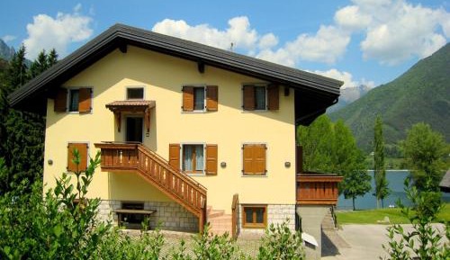 Two-Bedroom Holiday Home