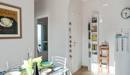 One-Bedroom Holiday Home