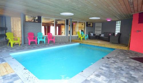 Nine-Bedroom Holiday Home