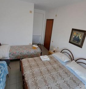 Triple Room with Private Bathroom