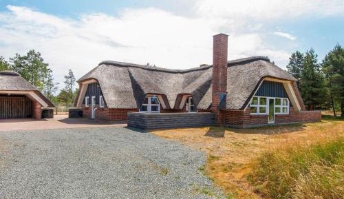 Six-Bedroom Holiday Home