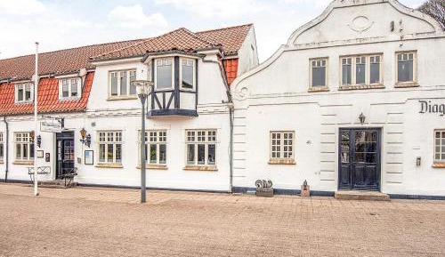 One-Bedroom Holiday Home