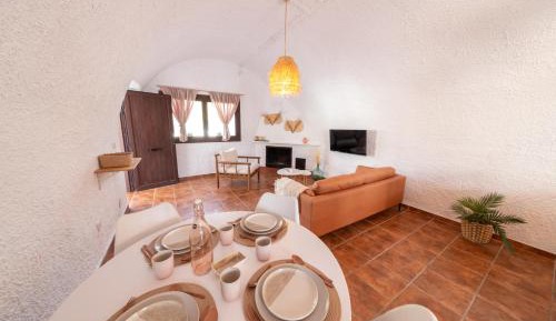 Two-Bedroom Apartment with Lake View