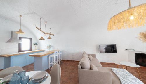 Two-Bedroom Apartment with Lake View