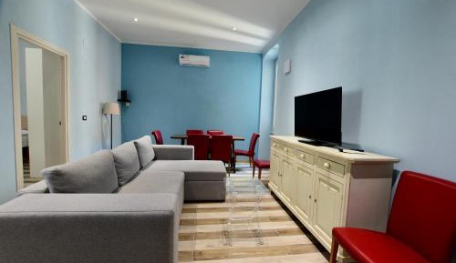 Three-Bedroom Apartment - High Floor