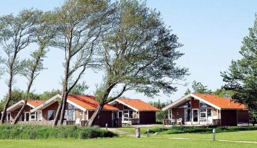 Three-Bedroom Holiday Home 