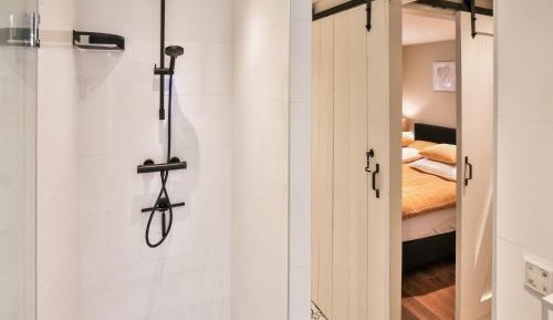 Five-Bedroom Holiday Home