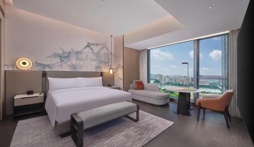 Executive Deluxe King Room